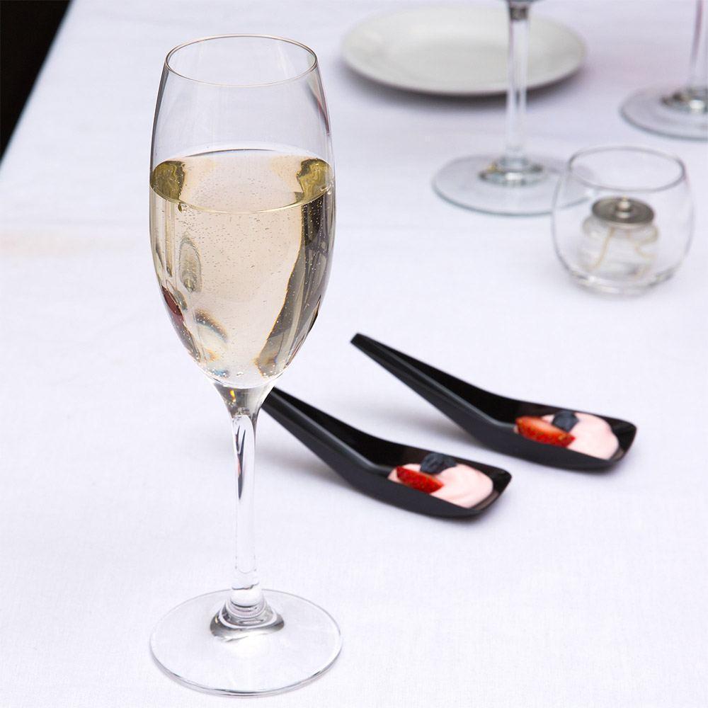 40a62411d01ab8210eefecfc02b3f70f